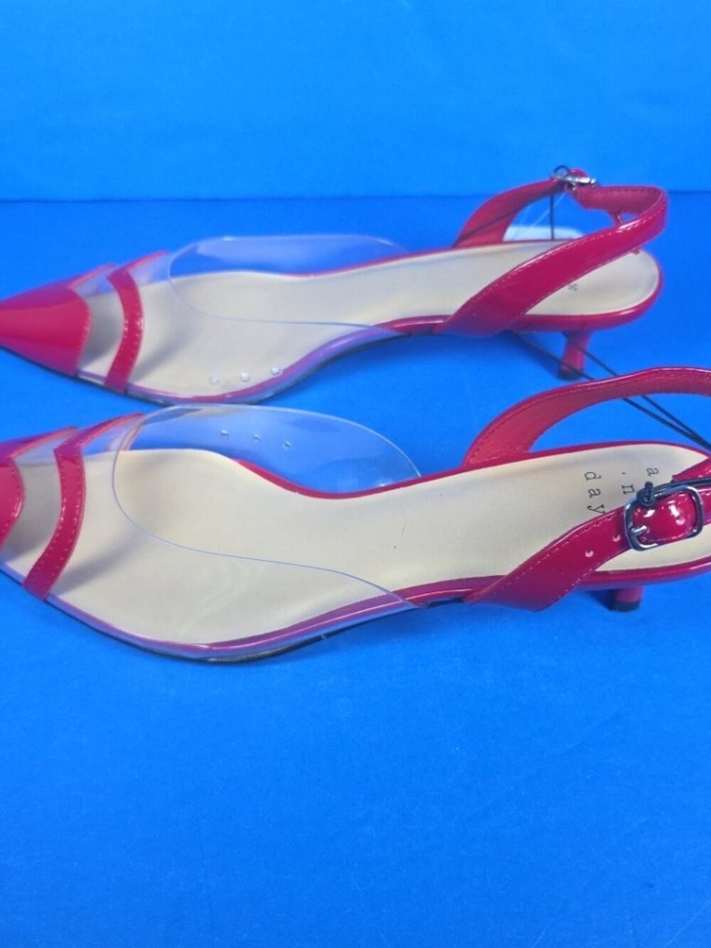 A New Day Shoes Women Red Clear Pointed Toe Heel Eleanor Heart Detail Size 10 - Picture 4 of 7